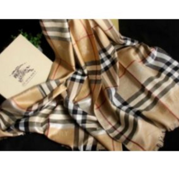 Additional Burb scarf pics - Picture 4 of 8